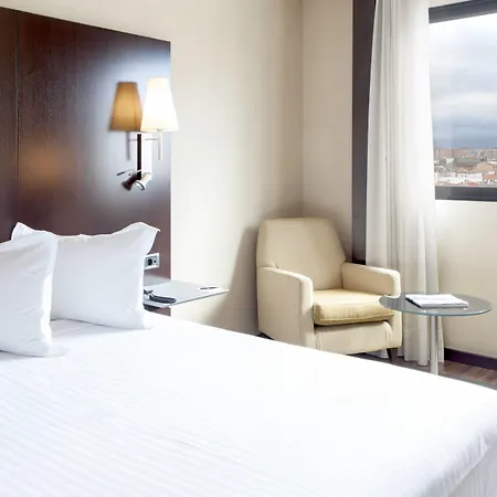Ac Forum By Marriott Отель Овьедо