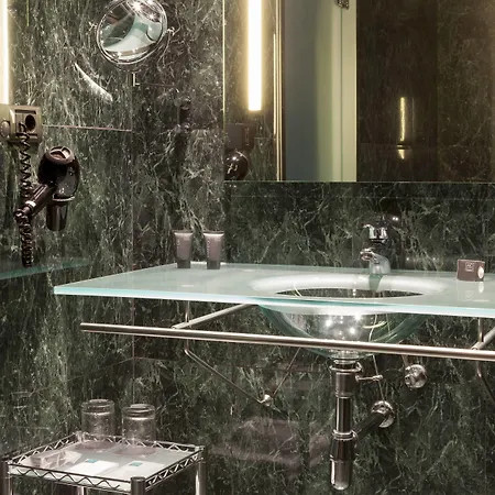 Hotel Ac Fórum By Marriott 4*