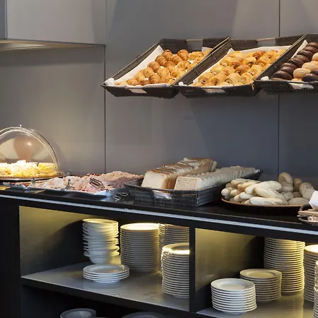 Ac Forum By Marriott Hotel 4*