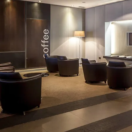 Ac Forum By Marriott Отель Овьедо